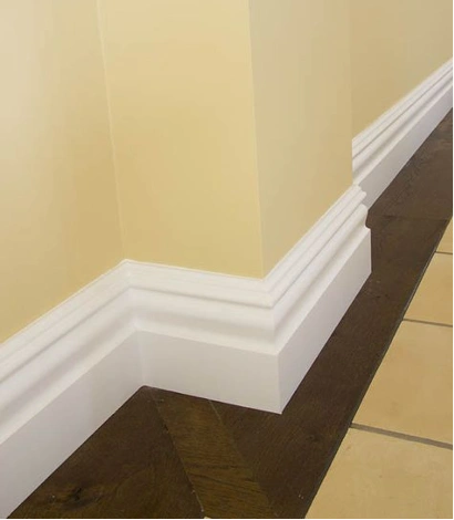 Skirting board with modern edges