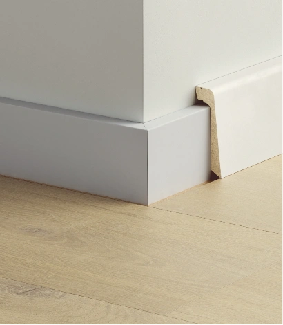 Vertical patterned PVC skirting