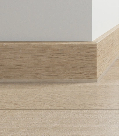Skirting board with wood texture