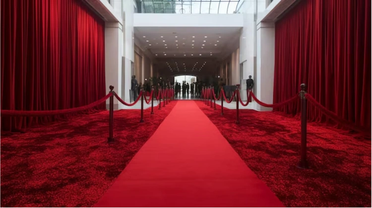 Why choose us red carpet Dubai